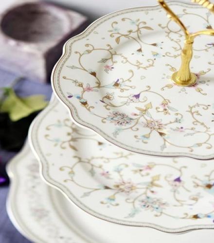Beautiful White Pattern Floral Printed 3 Tier Dessert Stand - 1 Pc