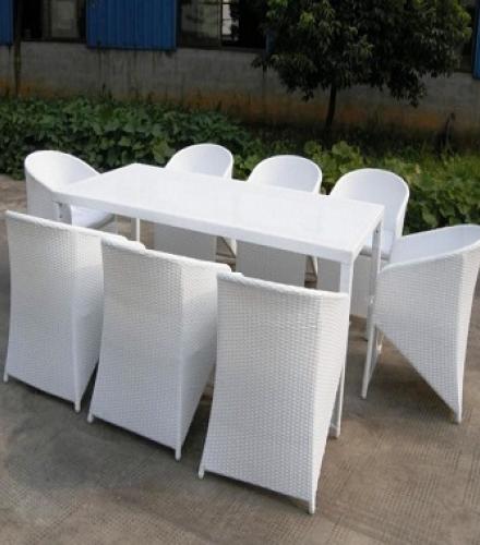 Outdoor Dining Set White Colour - 1 Set