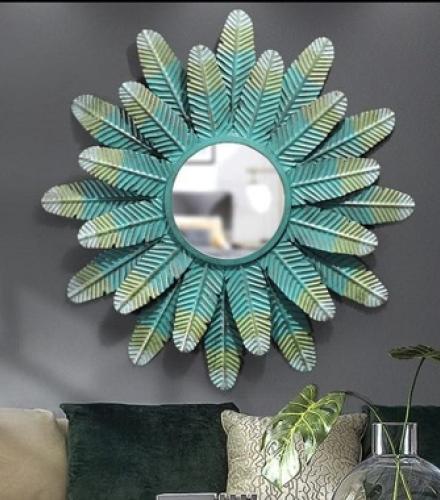 Beautiful Leaf Shaped Wall Mirror - 1 Pc