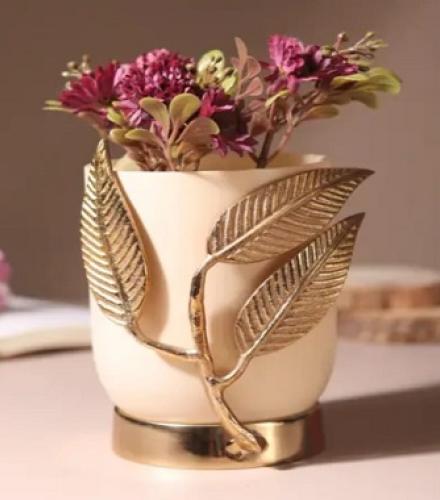 Beautiful Versaleaf Glass Vase in Cream and Gold For Decoration - 1 Pc
